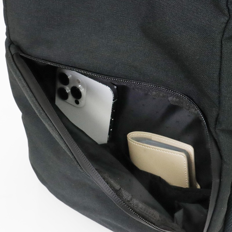 インケース Incase バックパック Facet Backpack ファセット デイパック リュック キャリーオン対応 メンズ レディース 20L ブラック INBP100739-BLK / 137231053054 | ブランド [正規取扱店]