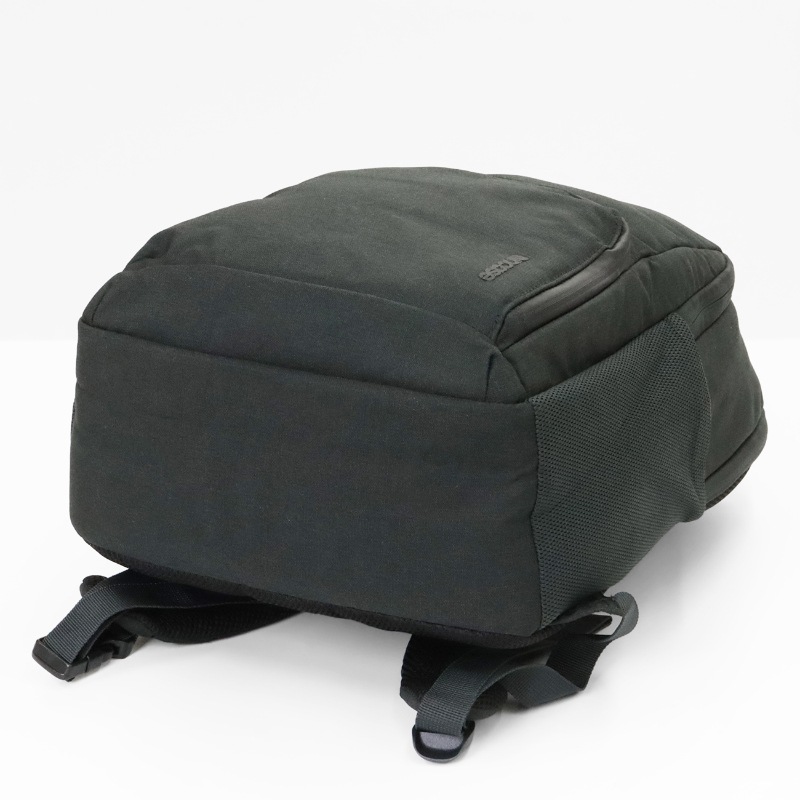 インケース Incase バックパック Facet Backpack ファセット デイパック リュック キャリーオン対応 メンズ レディース 20L ブラック INBP100739-BLK / 137231053054 | ブランド [正規取扱店]