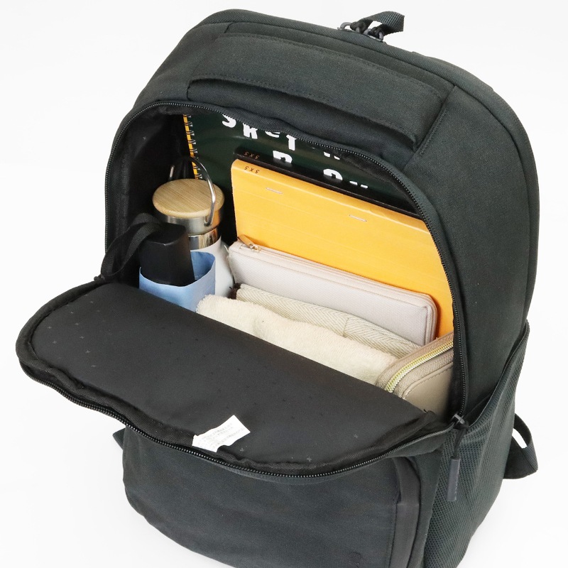 インケース Incase バックパック Facet Backpack ファセット デイパック リュック キャリーオン対応 メンズ レディース 20L ブラック INBP100739-BLK / 137231053054 | ブランド [正規取扱店]