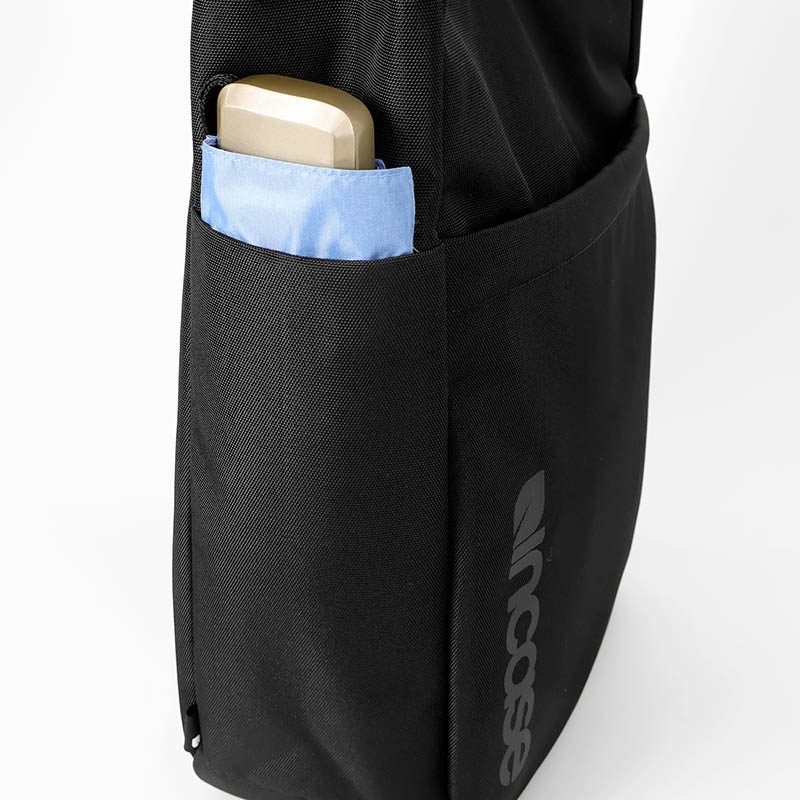 インケース Incase トートバッグ Grid 2Way Tote Bag グリッド トート メンズ レディース バッグ 15L 通勤 通学 ビジネス 軽量 撥水 ロゴ ブラック INCO500103-BLK / 137265053005 | ブランド [正規取扱店]