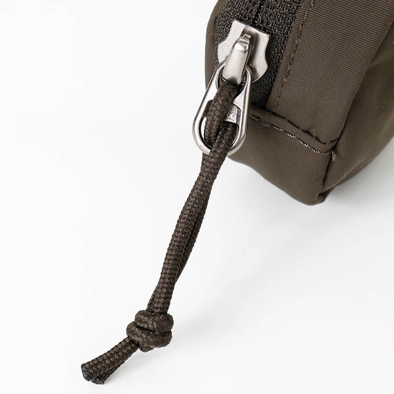 コロンビア Columbia コインケース バイサイド コイン ケース 丸型 小銭入れ ミニポーチ 小物入れ ストラップ付き オムニシールド 撥水 軽量 ロゴ 無地 2026年秋冬 新作 PU2447 | ブランド [正規取扱店]