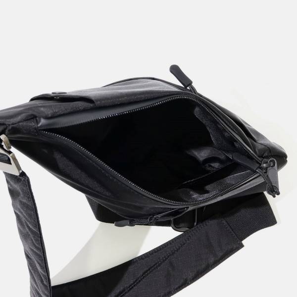 早い者勝ち!在庫確認必須!Marlene XL デイバッグ エスエムエル SML ショルダーバッグ HUNTING BAG ホルスター型