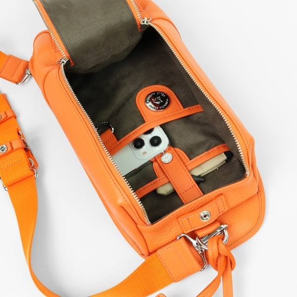 ペッレモルビダ PELLE MORBIDA ショルダーバッグ Maiden Voyage メイデンヴォヤージュ メンズ ボディバッグ レザー 日本製 PMO-MB032A | ブランド [正規取扱店]