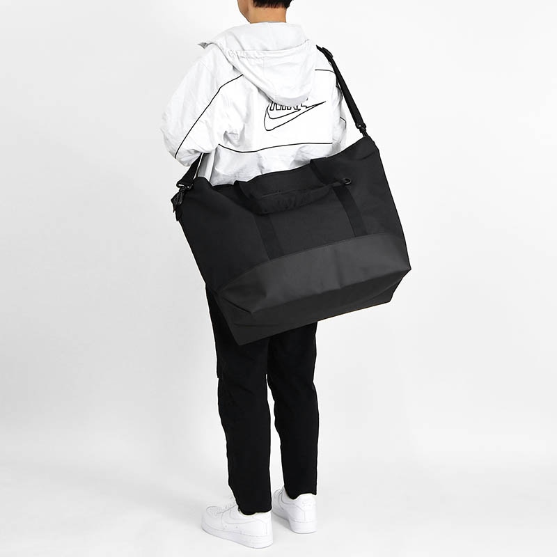 ナイキ NIKE トートバッグ ヘリテージ ユージーン HERITAGE EUGENE メンズ レディース 63L 特大トート 2way ショルダー バッグ 通勤 通学 スポーツ アウトドア 旅行 大容量 軽量 ロゴ 2026年秋 新作 IB4366-010 | ブランド [正規取扱店]