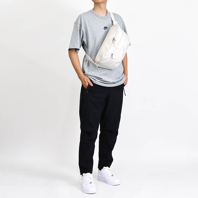 ナイキ NIKE ボディバッグ ヘリテージ HERITAGE ウエストパック メンズ レディース ウエストバッグ 8L 斜め掛け 軽量 ロゴ 2026年秋 新作 ファントム IB4369-030 | ブランド [正規取扱店]