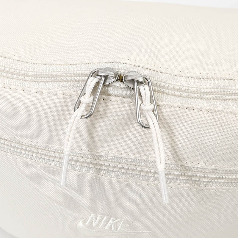 ナイキ NIKE ボディバッグ ヘリテージ HERITAGE ウエストパック メンズ レディース ウエストバッグ 8L 斜め掛け 軽量 ロゴ 2026年秋 新作 ファントム IB4369-030 | ブランド [正規取扱店]