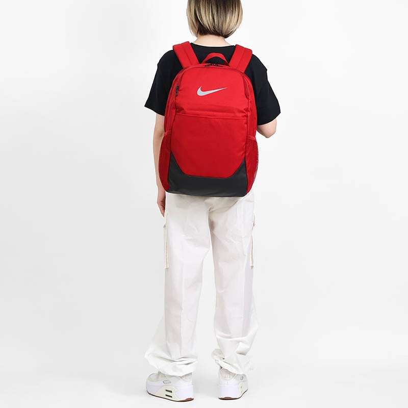 ナイキ NIKE バックパック ブラジリア Brasilia メンズ レディース デイパック リュック 24L 通勤 通学 スクールバッグ スクバ スポーツ アウトドア 軽量 ロゴ 2026年秋 新作 タフレッド IB4408-608 | ブランド [正規取扱店]