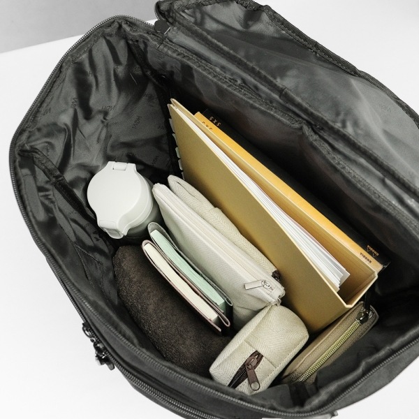 ヘム HeM バックパック マーティー ボックス型 Mサイズ スクールバッグ