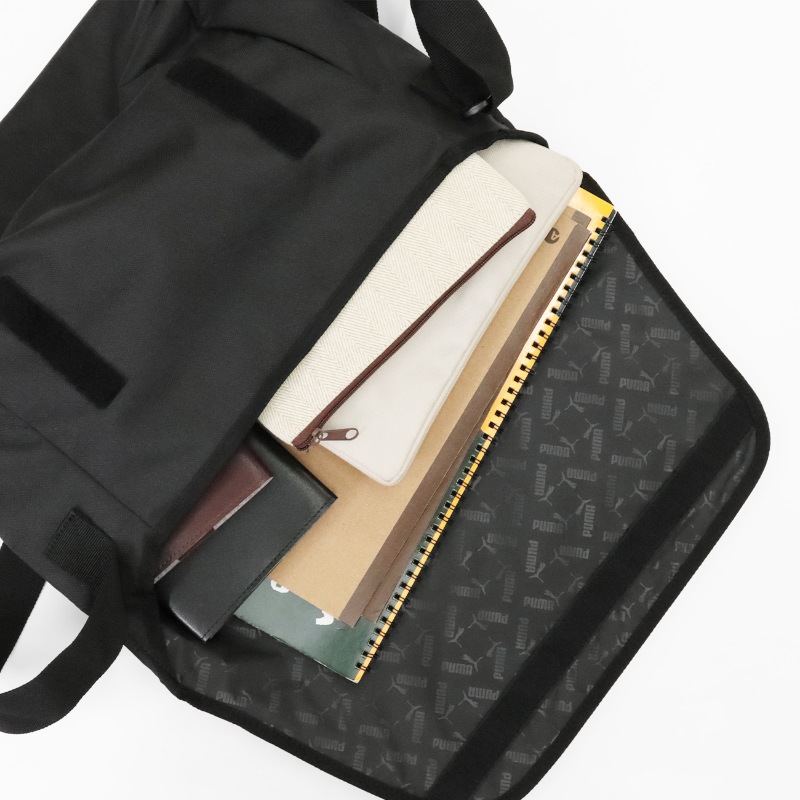 プーマ PUMA ショルダーバッグ BUZZ バズ メッセンジャーバック 6L メンズ レディース 通勤 通学 スクールバッグ スクバ スポーツ アウトドア 斜め掛け 軽量 ロゴ 2026秋冬 新作 092556 | ブランド [正規取扱店]