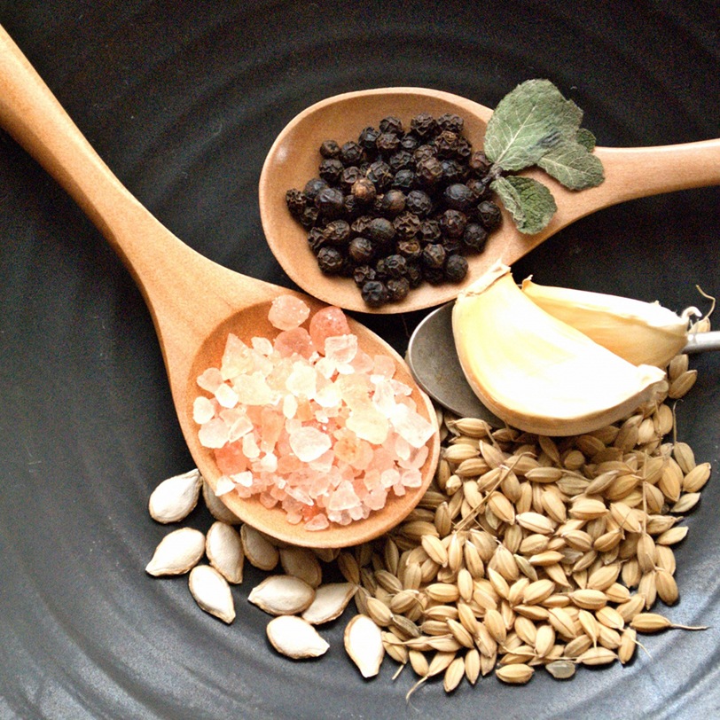 【ハーブ付き】自分でつくる・かんたん鶏ハムセット