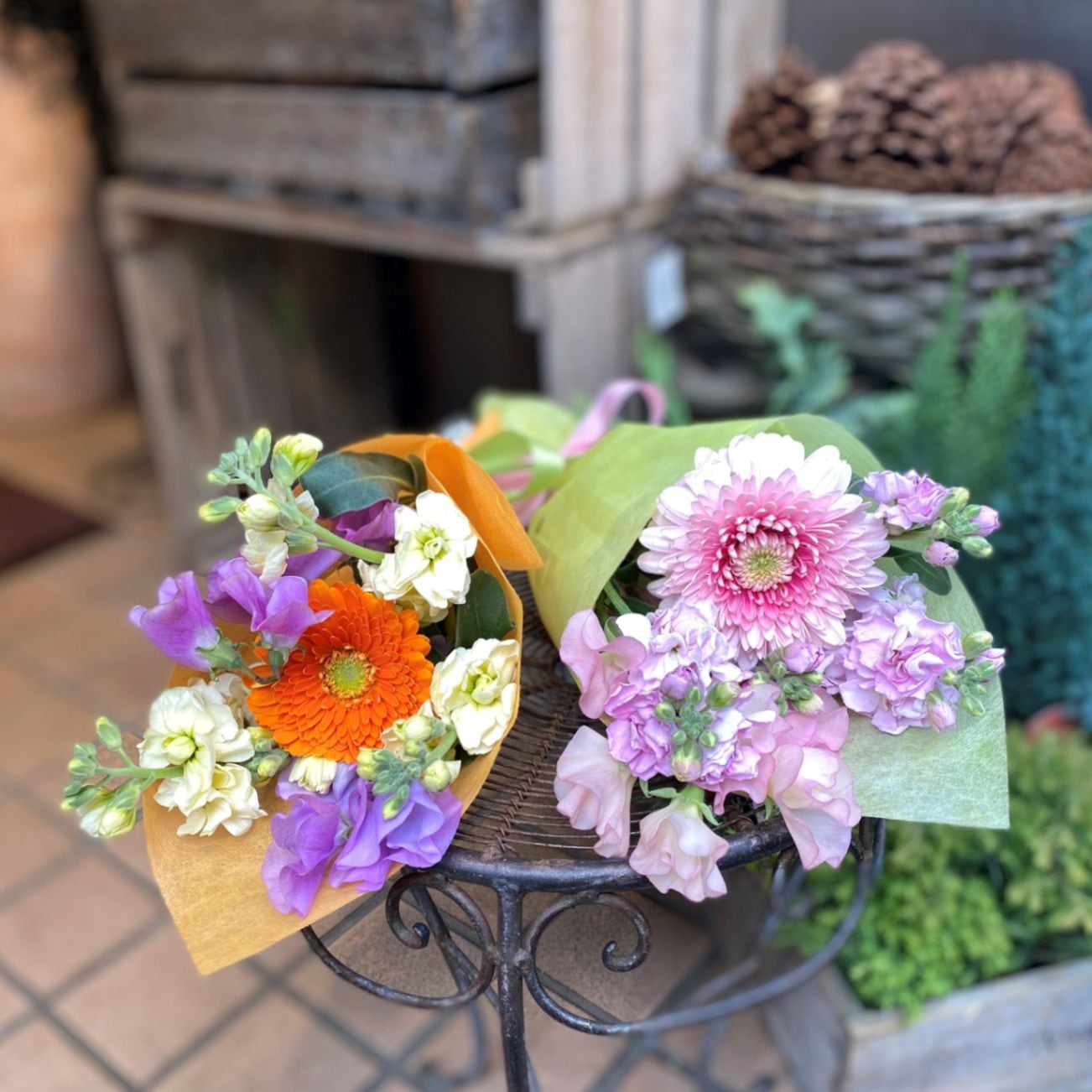 卒業＆謝恩会【ミニブーケ】各1320円（1週間前までにご注文ください。）