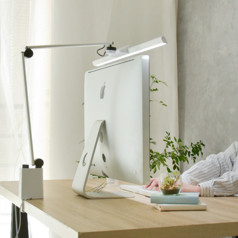 クランプライト LED デスクライト 80cm幅 T字型 オート光センサー搭載