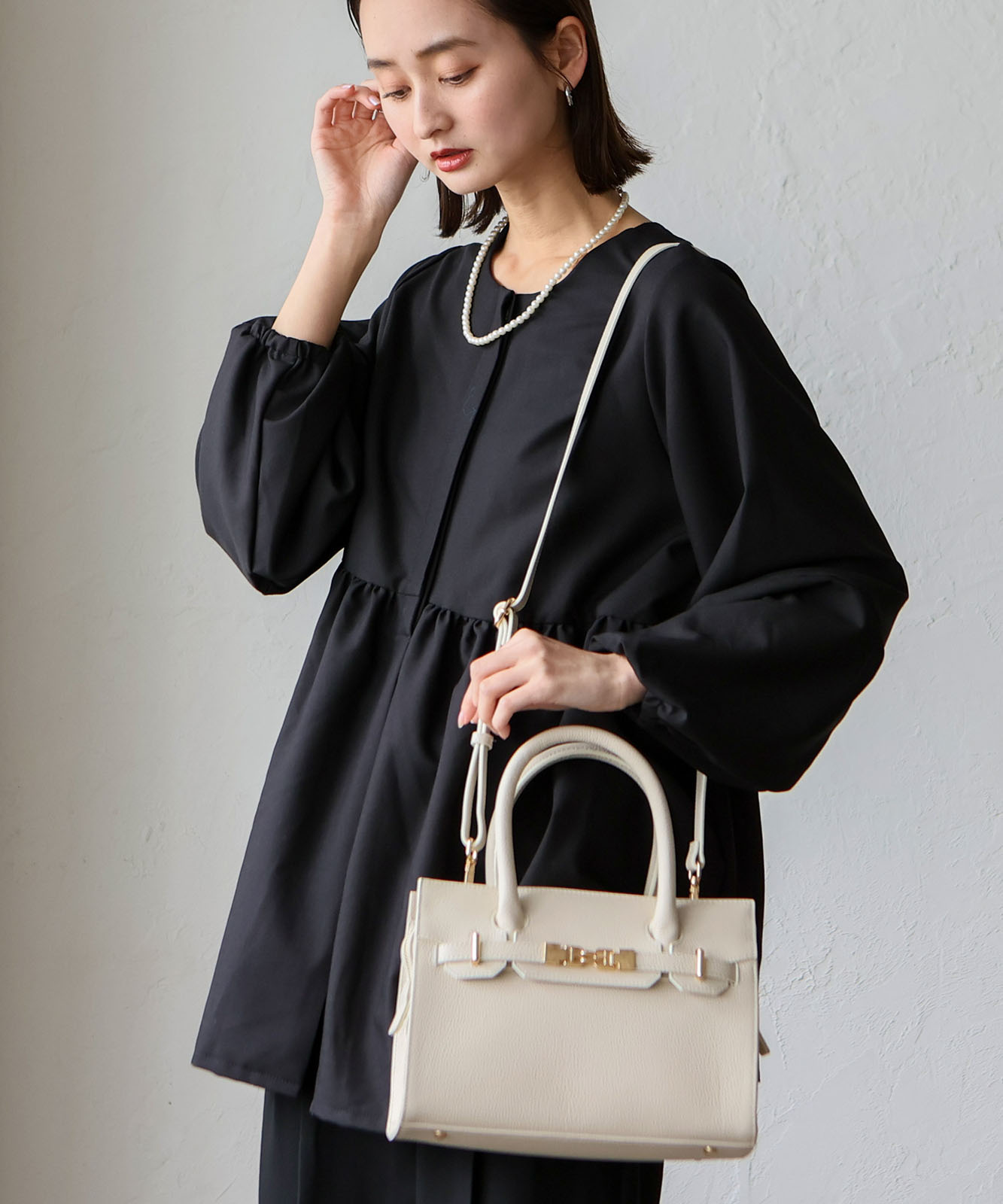 ☆新品 FRAME WORK ミニバックつき 革製ハンドバッグ 牛革 2点 楽天