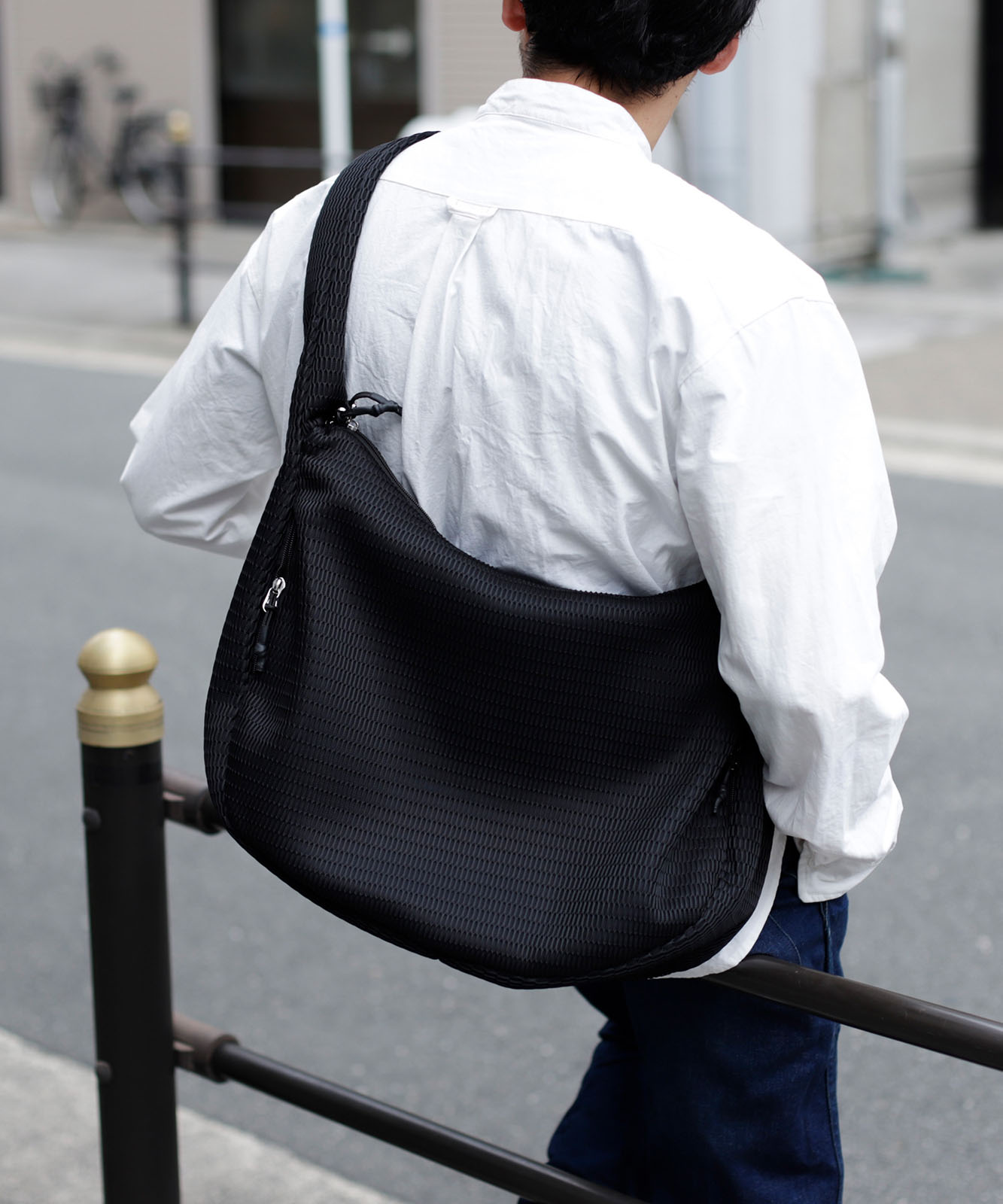 【BLAYMORE】ムーンショルダーバッグ BLAYMORE】ムーンショルダーバッグ