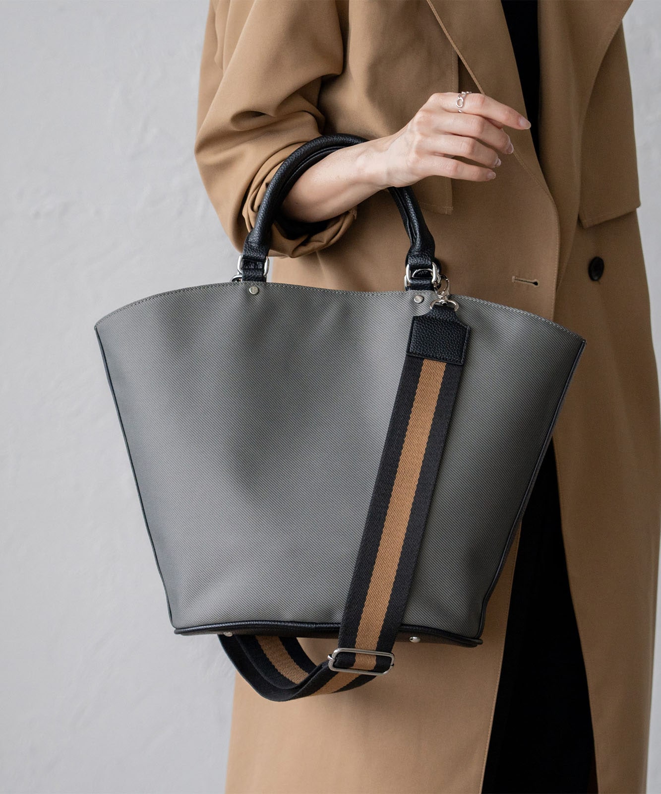 扇型2wayトートバッグ | バッグ,トートバッグ,ナイロン | VitaFelice