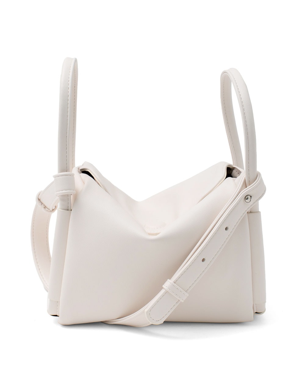 ホワイトレザー ショルダーバッグ ソフトフェイクレザー2wayキューブショルダーバッグ | バッグ