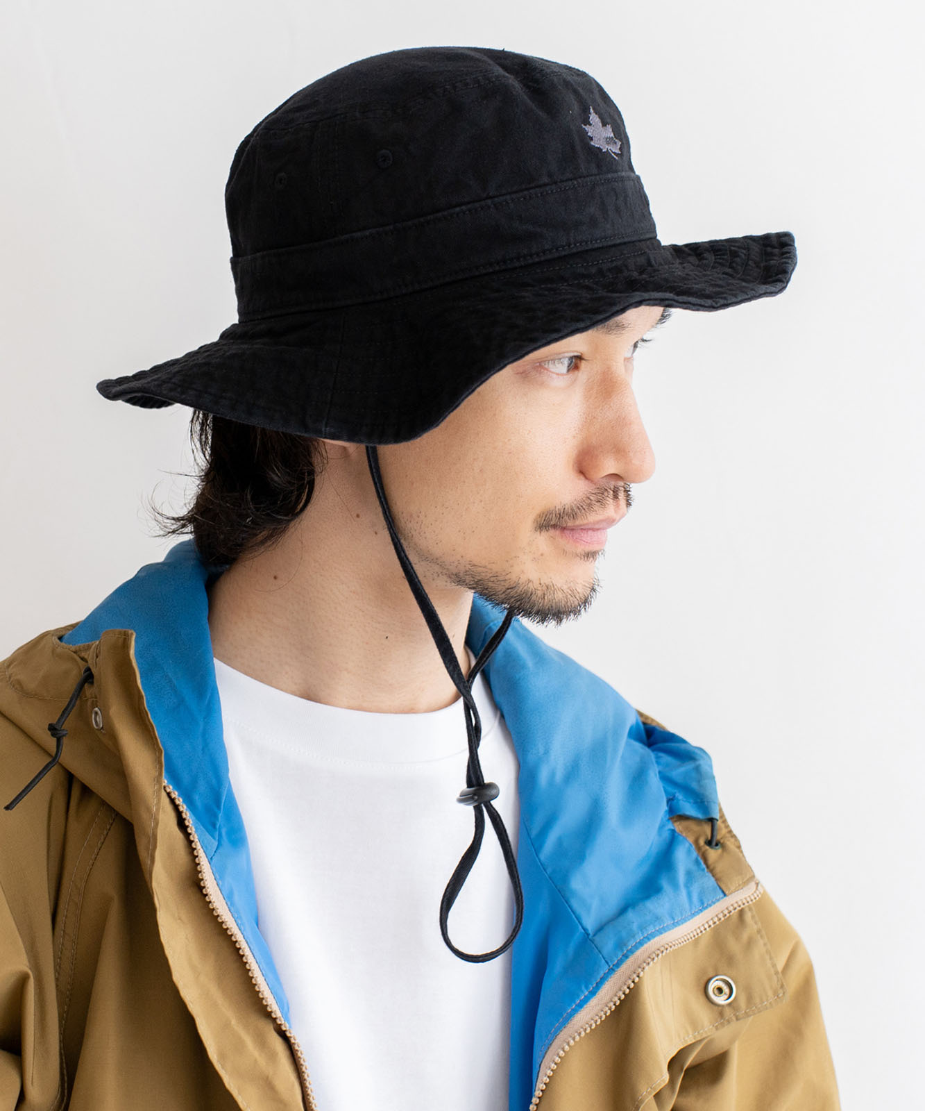 KITH ロゴ入りアシンメトリー ブーニーハット 関税送料込み NEW YORKロゴ刺繍ダメージニット帽 / ニットキャップ メンズ