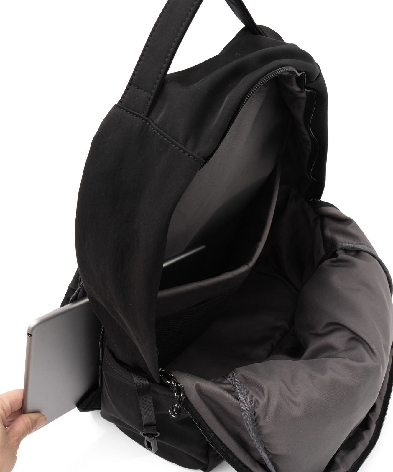 RNA ブラック ナイロン リュック　ユニセックス　通勤　通学 THE NORTH FACE ザ ノースフェイス リュックサック バックパック