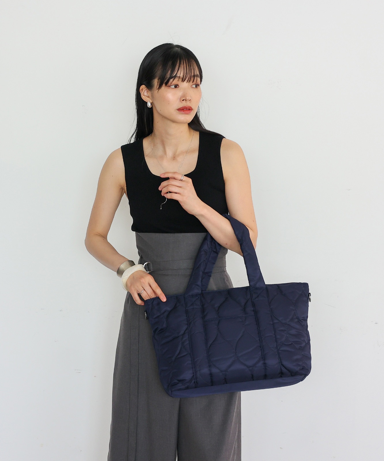 黒いキルティングトートバッグ レースレディース Lace Ladies リボン付きシワキルティング