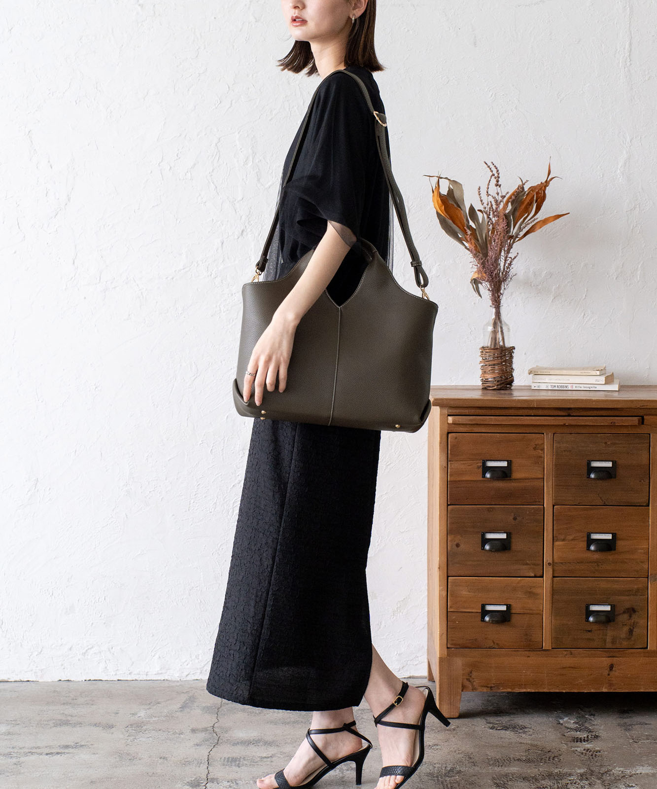 【Take.】ハンドルバッグ ギャザーハンドル2WAY BAG(FREE BLACK): : ウィメンズ｜UNITED