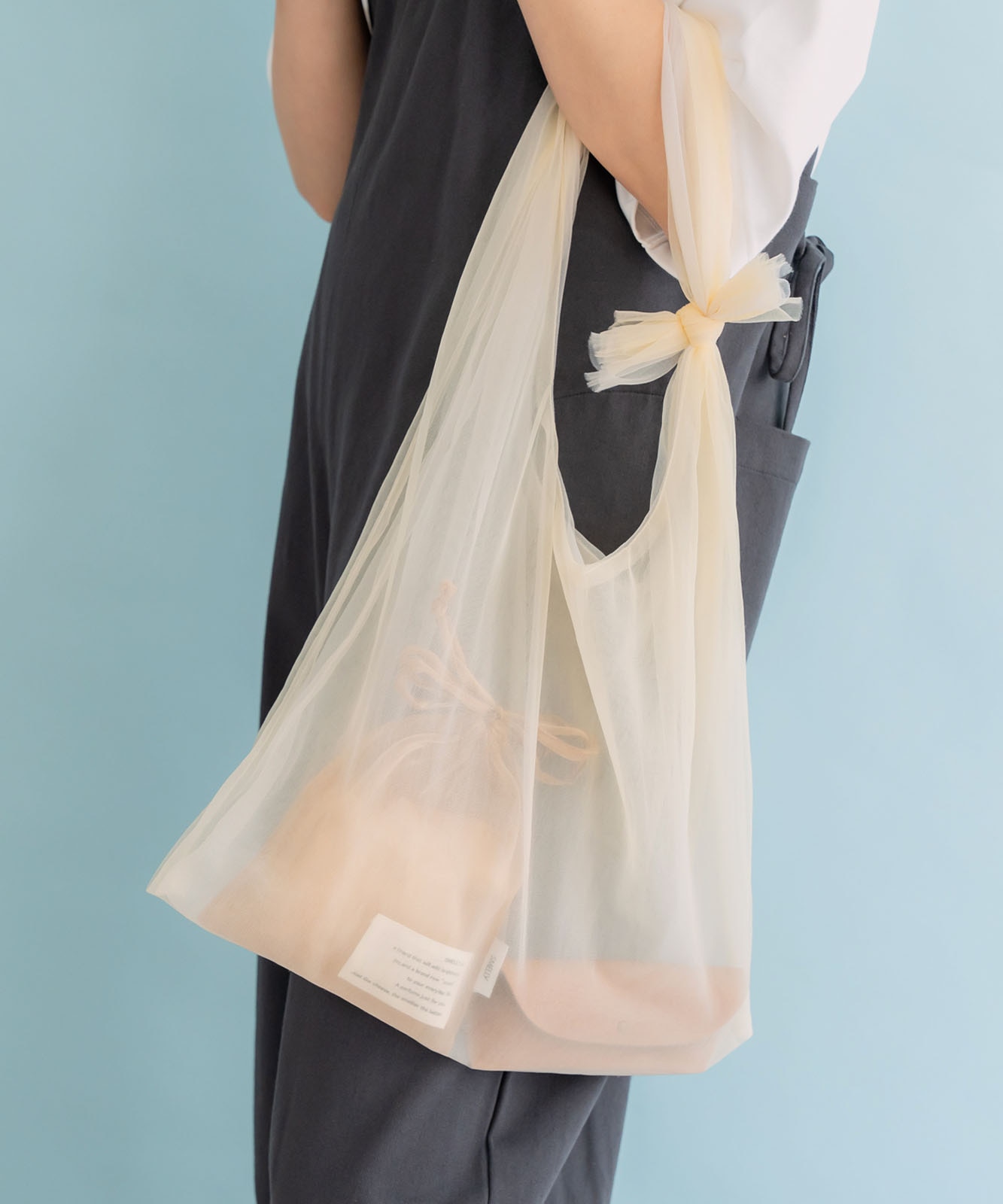 完売色☘️Arpege story☘️【店舗限定】バックチュールカーデ まるで春の訪れを感じさせてくれるかのようなチューリップバッグ