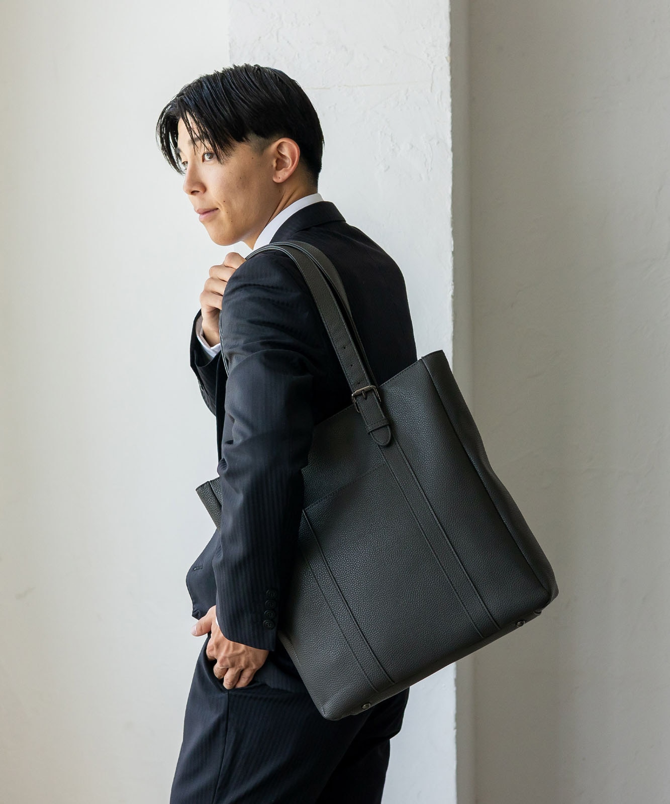 激レア!イルビゾンテ トートバッグ 黒 ブラック ビジネスバッグ レザー A4 54_1_5452400814_detail_01.jpg?