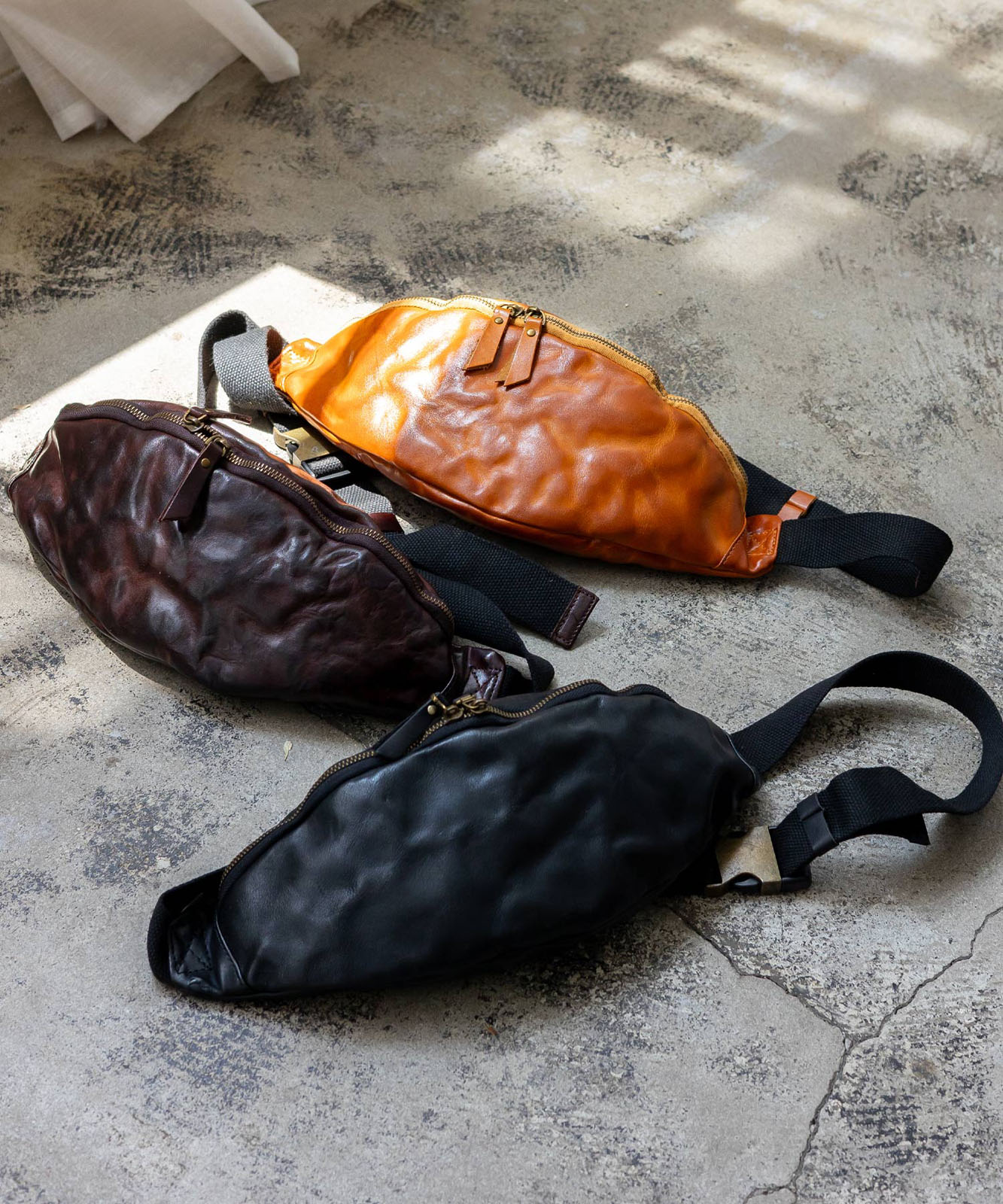 ヴィンテージレザー2WAYボディバッグ | バッグ,ショルダーバッグ ヴィンテージレザー2WAYボディバッグ | バッグ,ショルダーバッグ