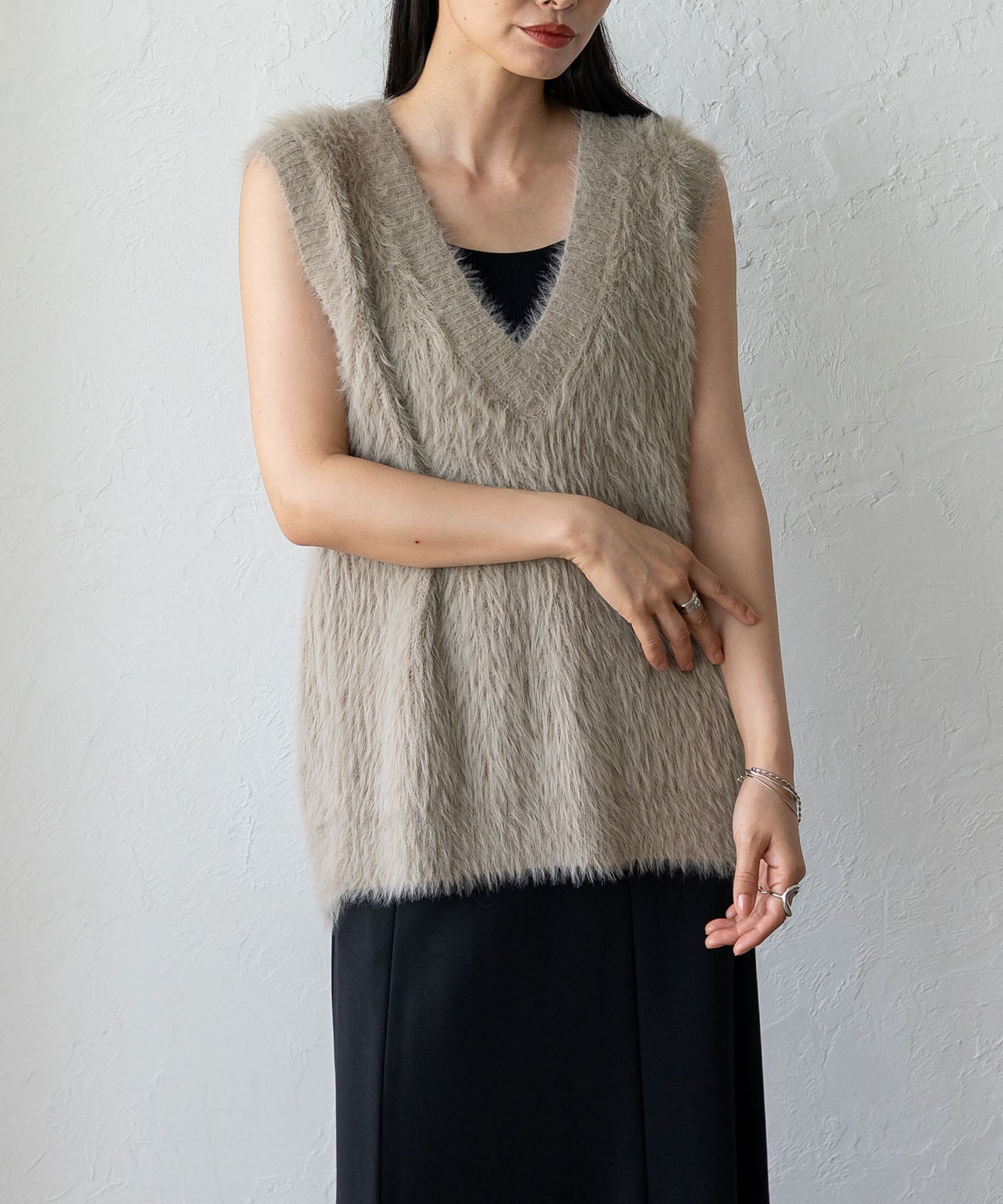 フェザーヤーンVネックニットベスト | ファッション,アパレル,トップス