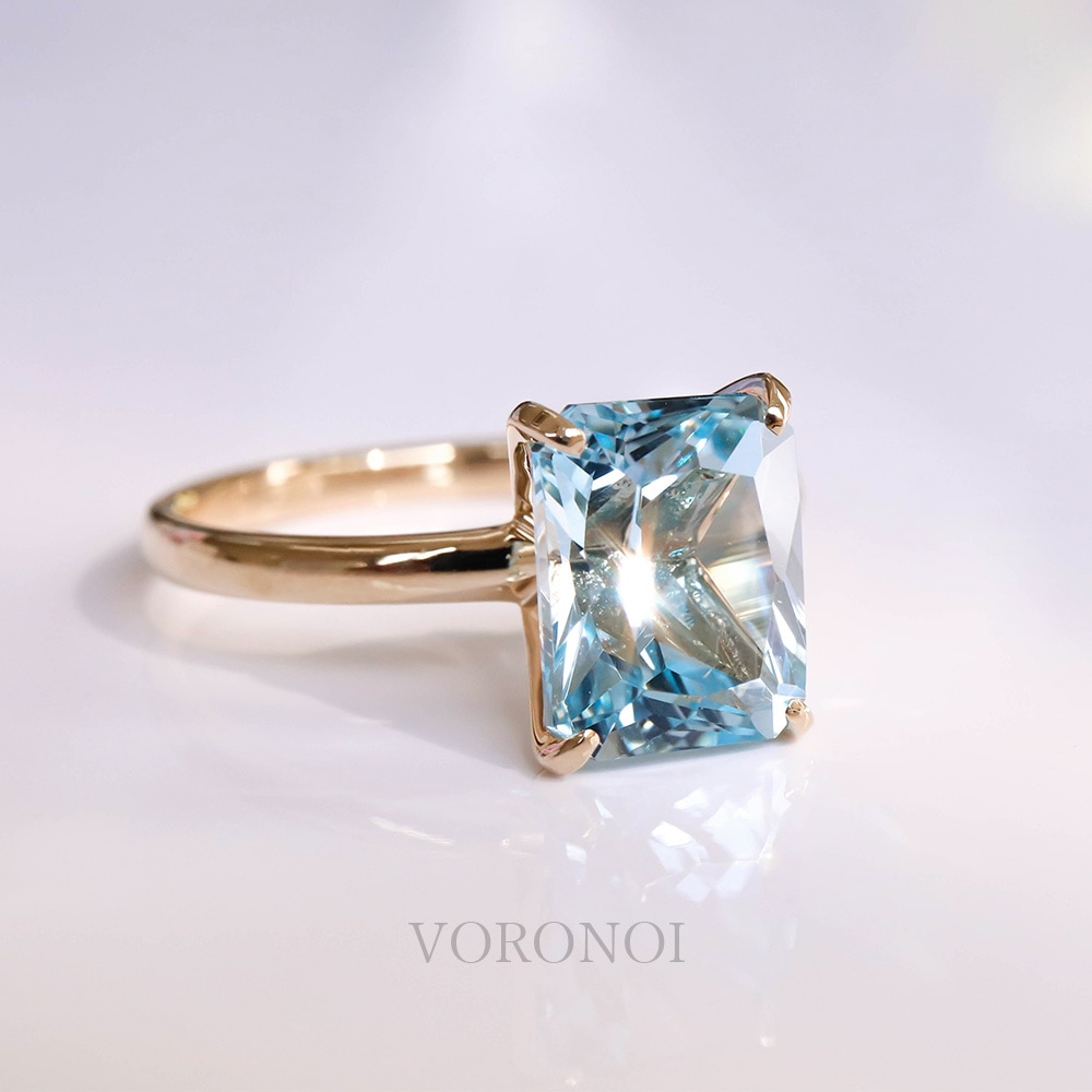 【 5営業日以内発送 / 在庫限り 】VORONOI Open Setting エメラルドカット 「スカイブルートパーズ」 - シンプル - リング / K10WG