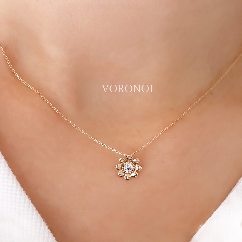 モアサナイト K10 ルドベギア ネックレス