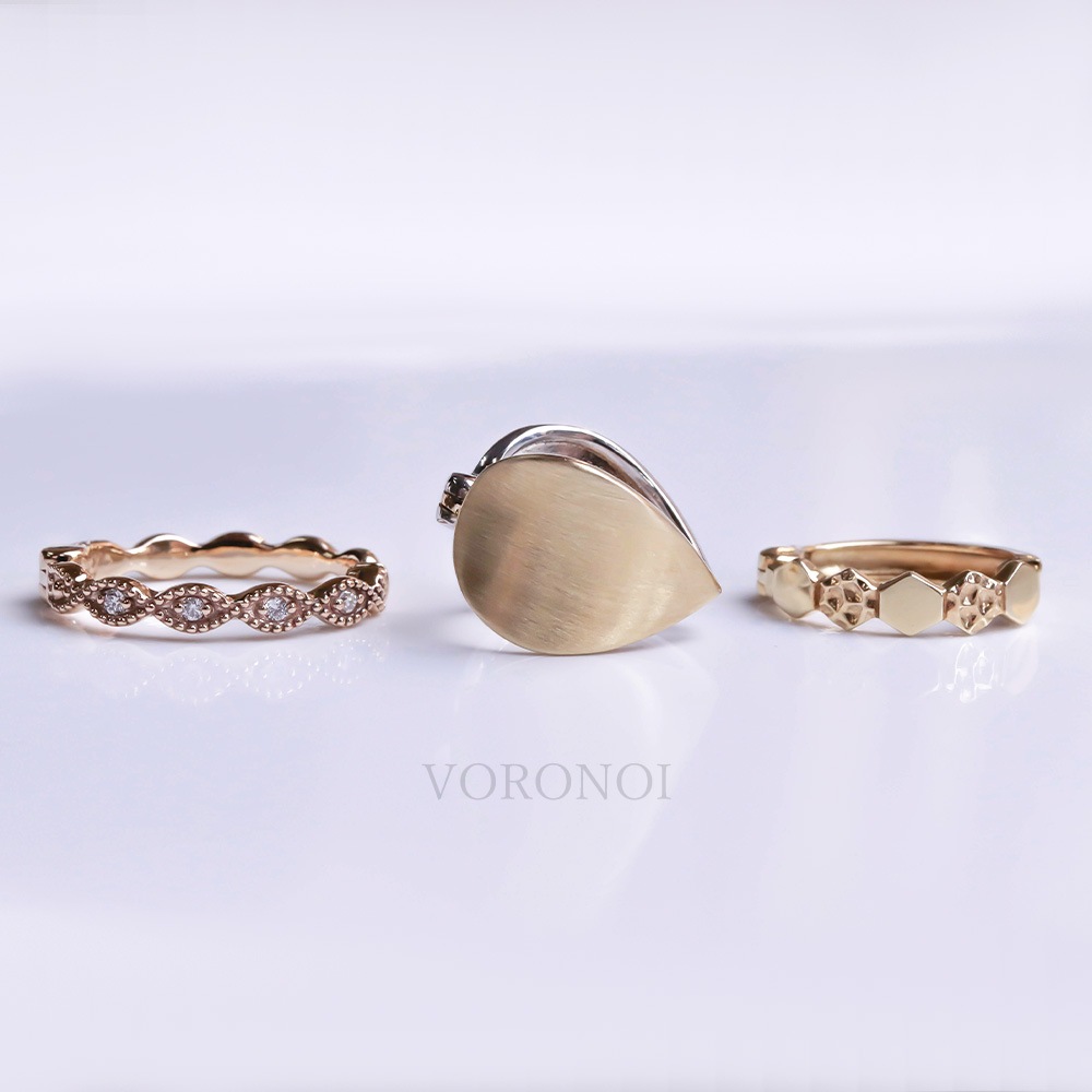 2カラー「フリア」イヤリング