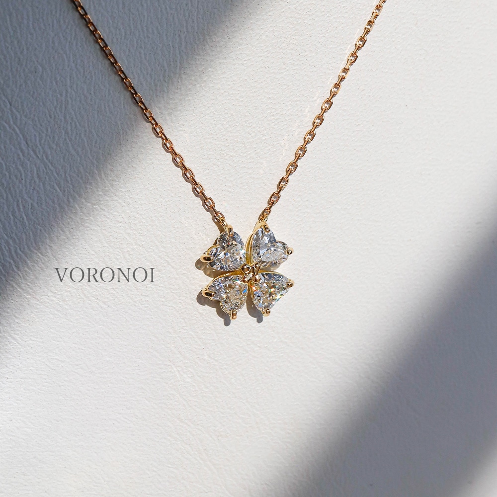 0.7ct ハートシェイプ ラボグロウンダイヤモンド クローバーネックレス