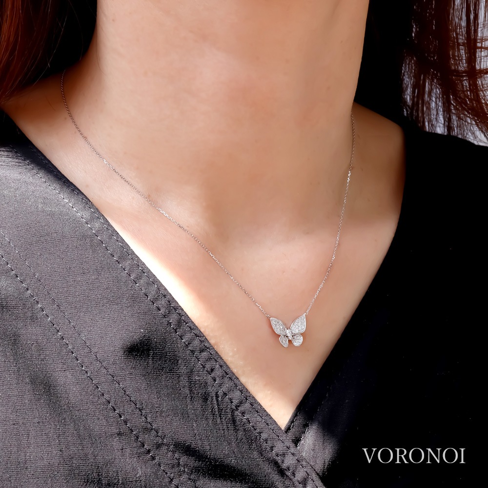 蝶々 ダイヤモンド パヴェ ネックレス