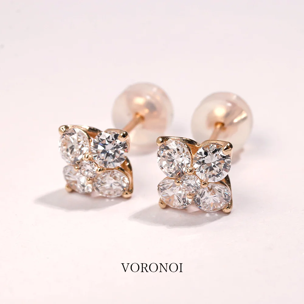 ラボグロウンダイヤモンド 計0.80ct フラワーモチーフ ピアス K18 / Pt950「ハナミズキ」