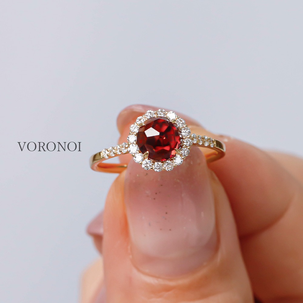 【5営業日以内に発送】MINAMO-Flower- 6mm ダイヤモンド 取り巻き リング / K10