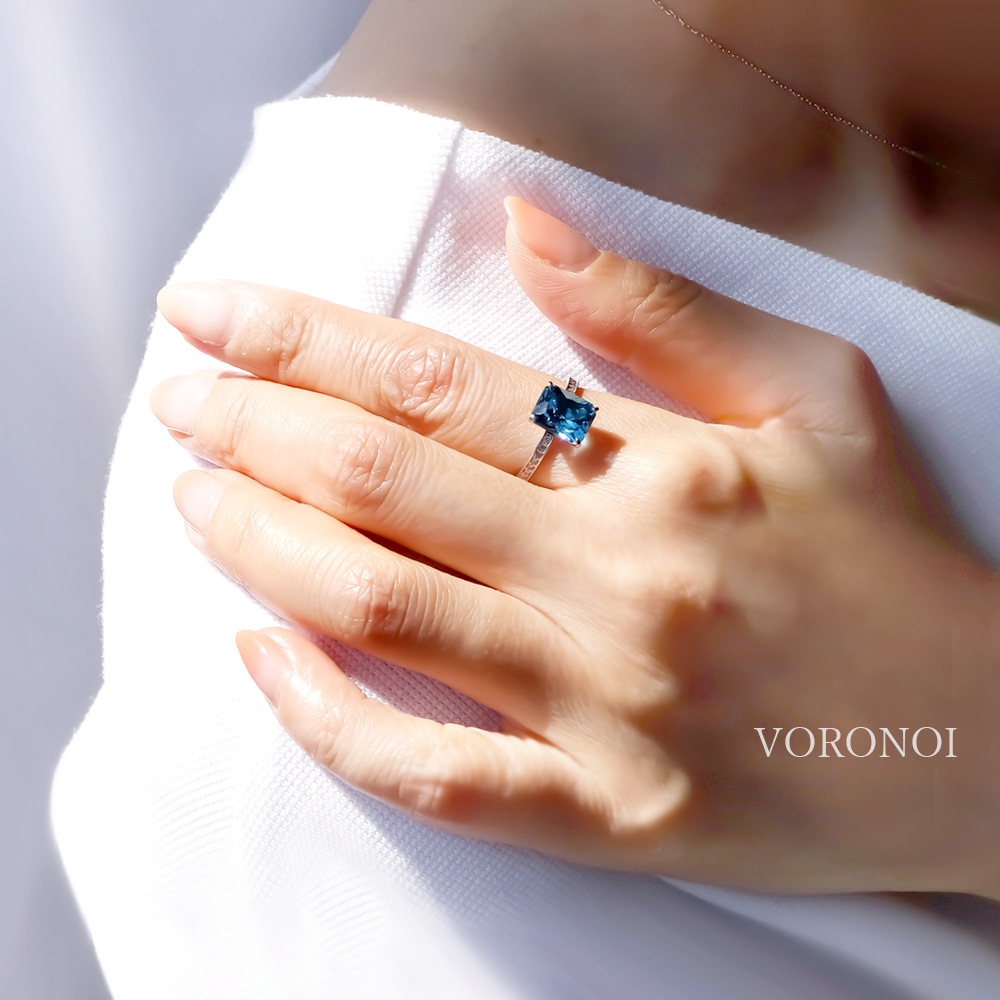 【数量限定】VORONOI Open Setting エメラルドカット「スイスブルートパーズ」 - ダイヤモンド -