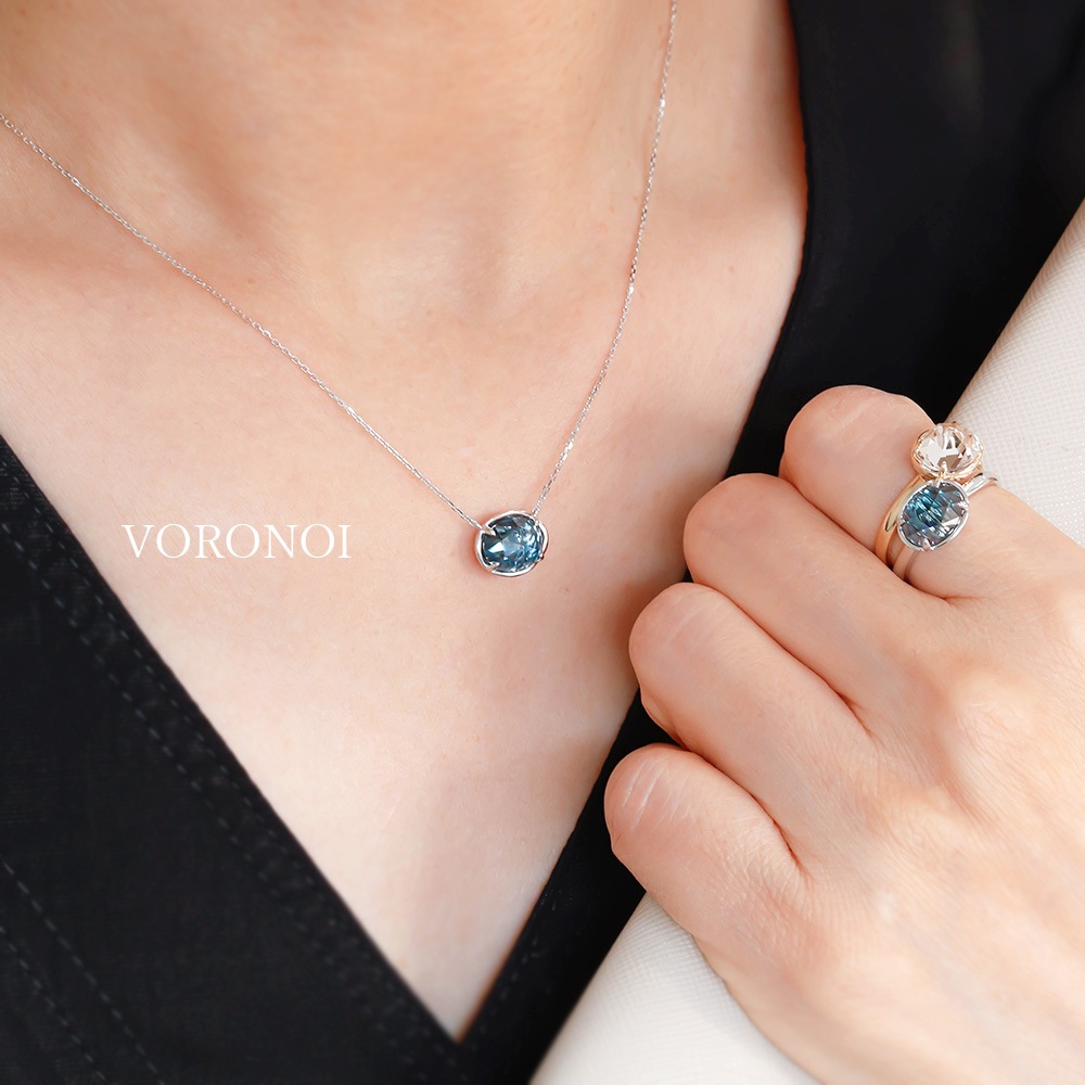 【 5営業日以内発送 / 在庫限り 】MINAMO - Drops - 横型ネックレス K10YG