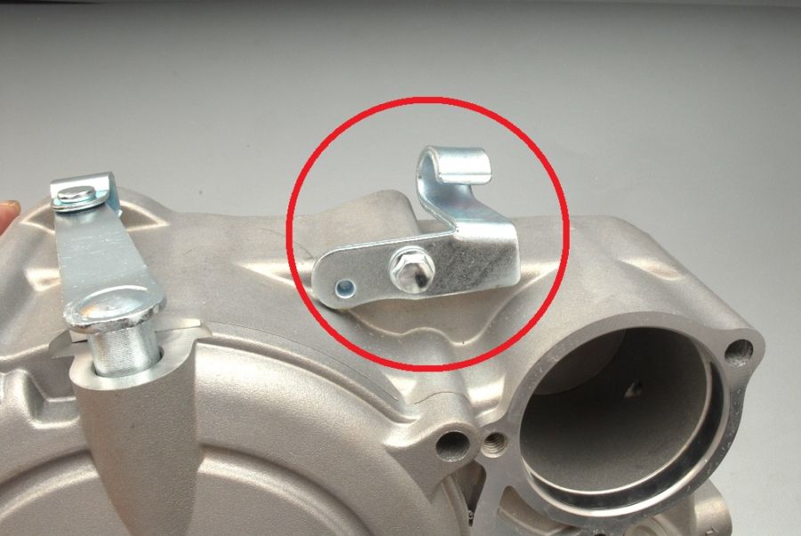 モダンワークス　GPX125　CDIクラッチワイヤー等付属 クラッチケーブルガイド クラッチホルダー モンキー GPX125 横型