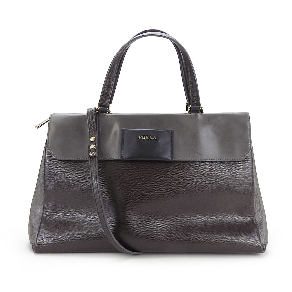 ⭐️美品⭐️FURLA ハンドバッグ 小物収納◎ ゴールド金具 高級感◎ 美品 』FURLA ハンドバッグ 小物収納◎ デートやお出かけ用に