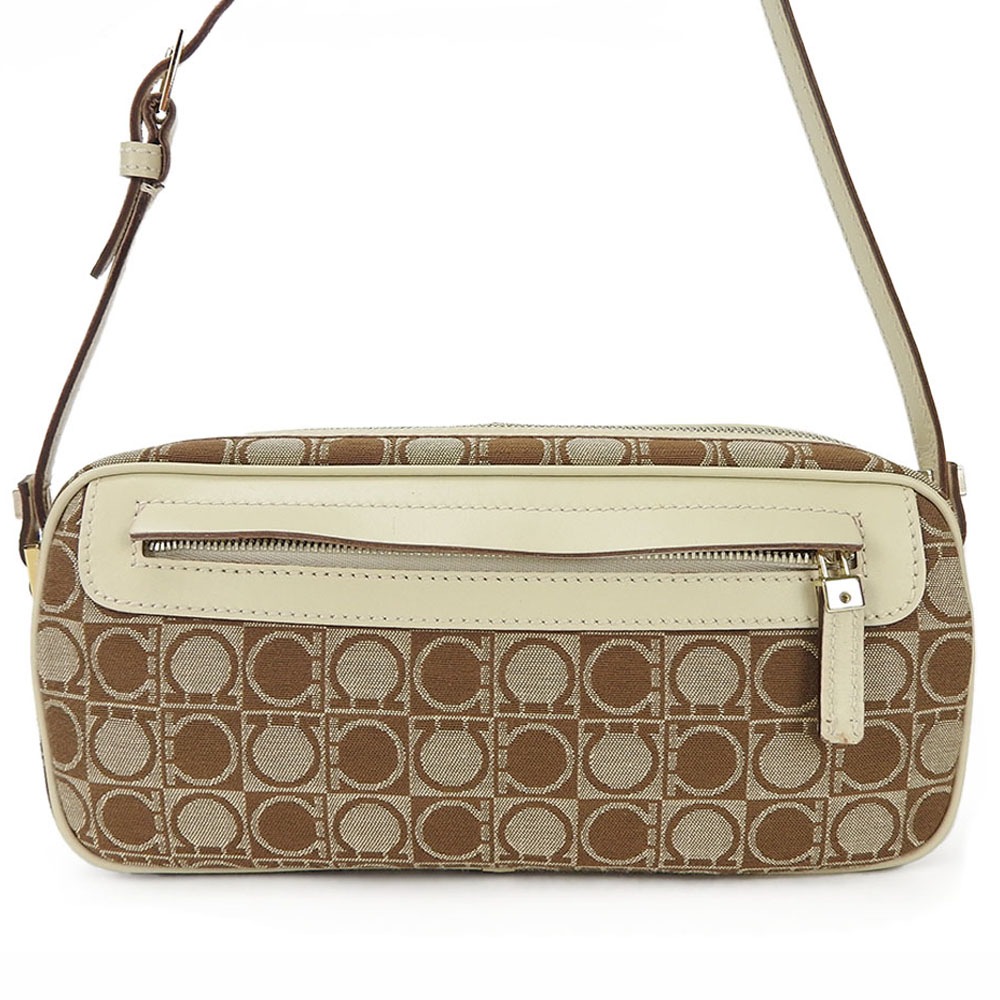 中古】Salvatore Ferragamo サルヴァトーレフェラガモ AU-21-3323  