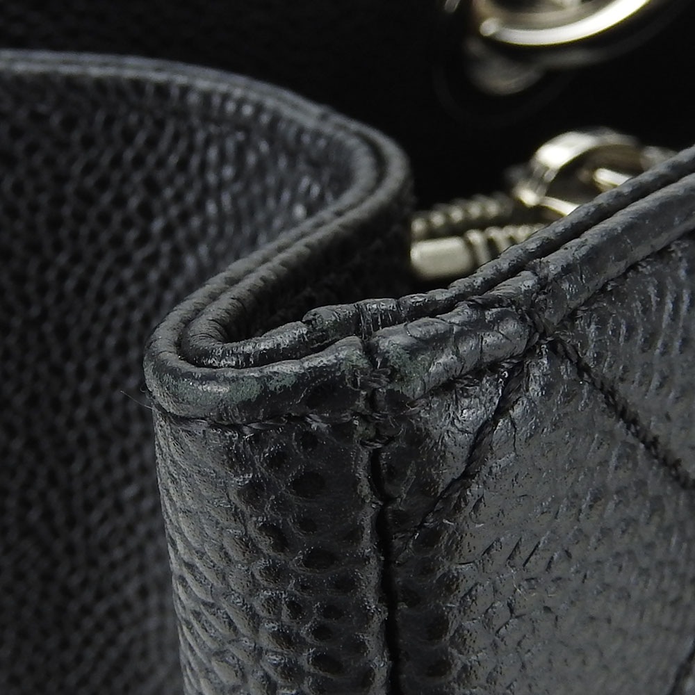 中古】 シャネル トートバッグ GSTトート キャビアスキン ブラック