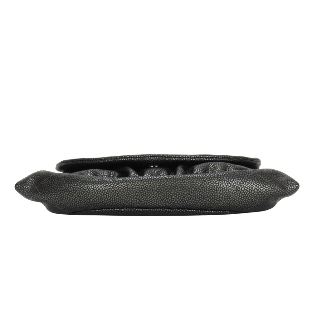 中古】 シャネル ショルダーバッグ ハーフムーン チェーンウォレット