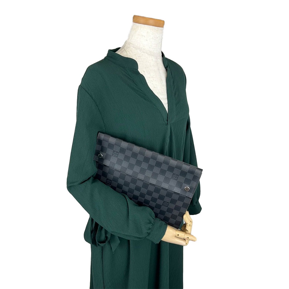 中古 ルイ・ヴィトン セカンドバッグ アルファ・トリプルポーチ N60255 ダミエグラフィット グレー ブラック シルバー金具 クラッチバッグ レディース メンズ LOUIS VUITTON 中古】 ルイ・ヴィトン セカンドバッグ アルファ・トリプルポーチ