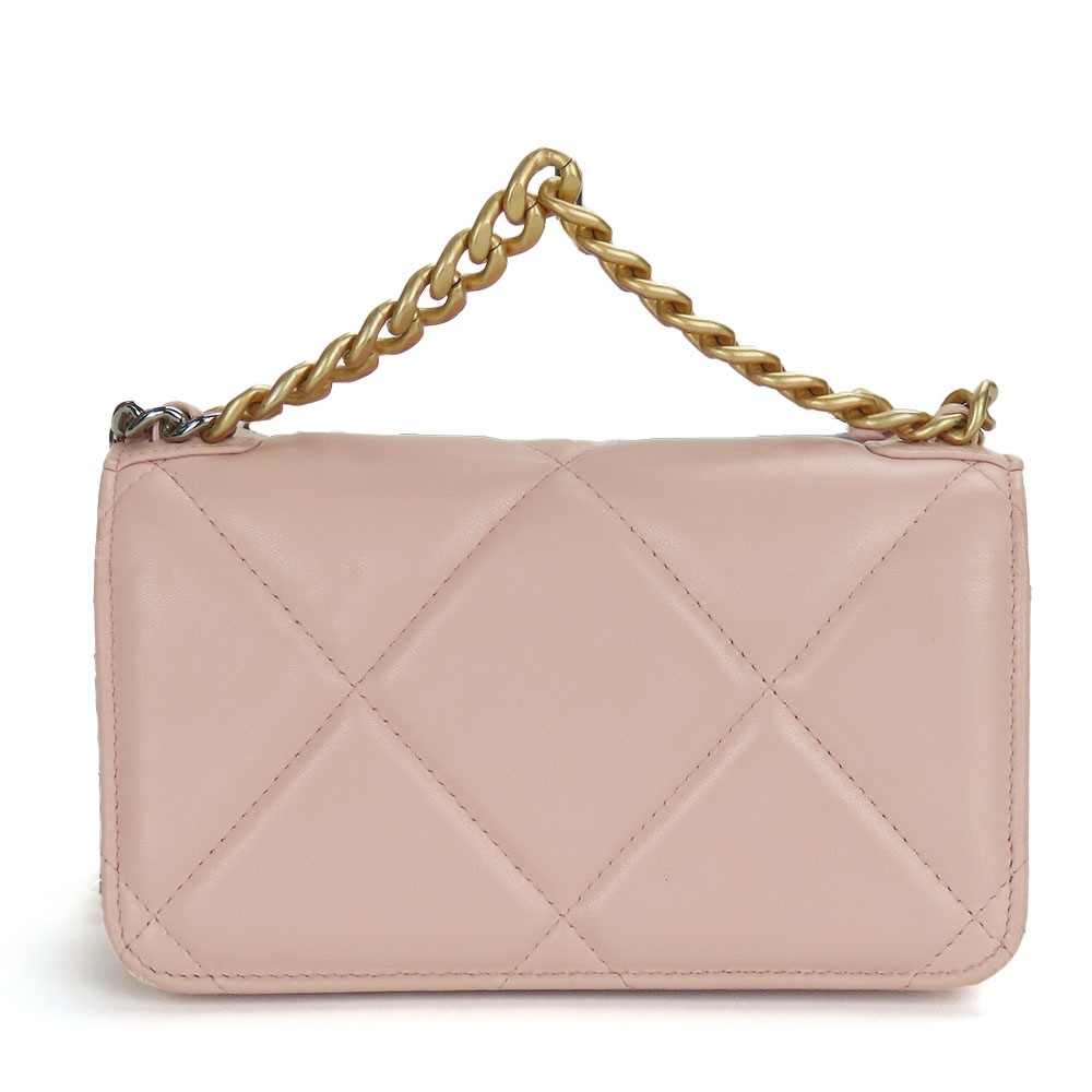 中古】 シャネル ショルダーバッグ シャネル19 AP3067 ラムスキン