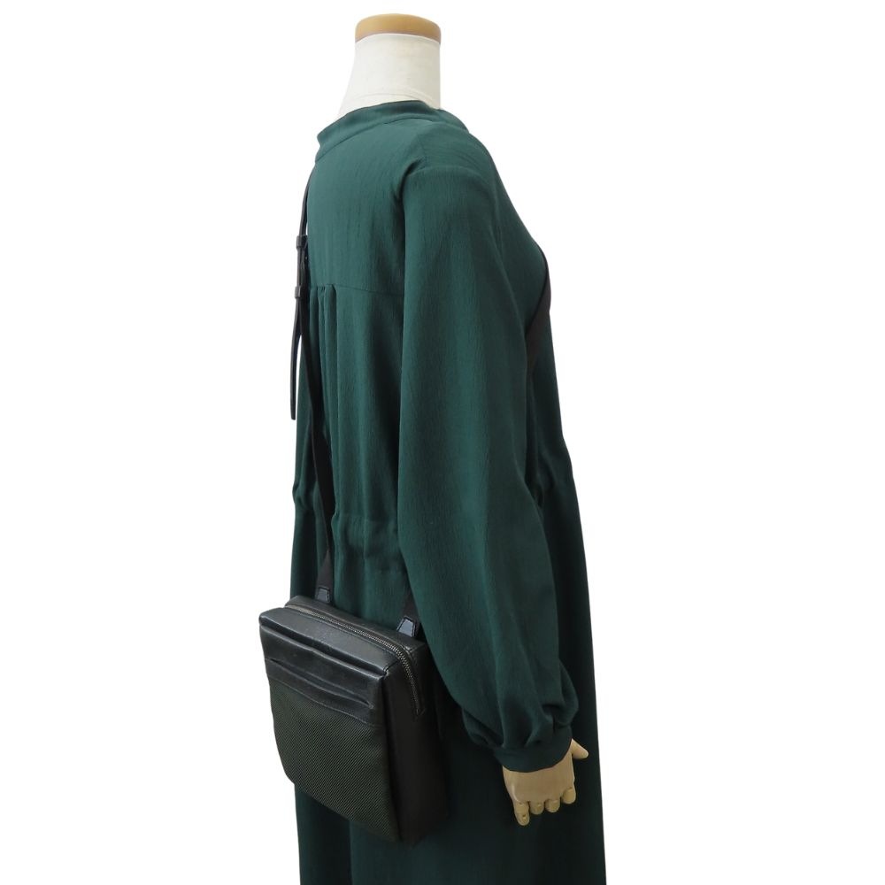 中古】 ルイ・ヴィトン ショルダーバッグ サヤン M30902 タイガ