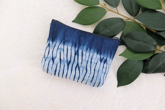 世界にひとつだけの贈り物　本藍染ミニポーチ