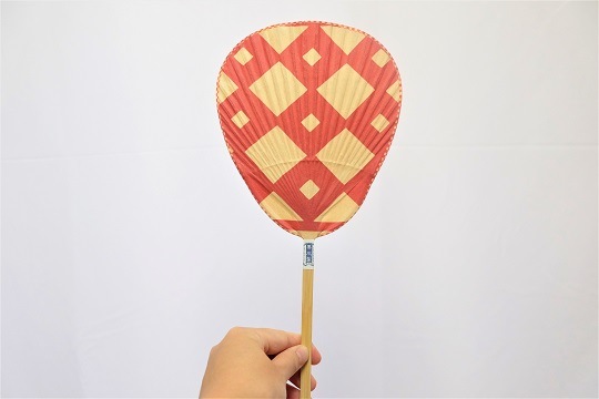 【有松絞り】赤とんぼ、うちわ柄、帯めだか♡ 居敷き当て、肩当て有り 熊本県からの贈り物 来民渋うちわ 仏扇 伊勢型 《赤ダイヤ》