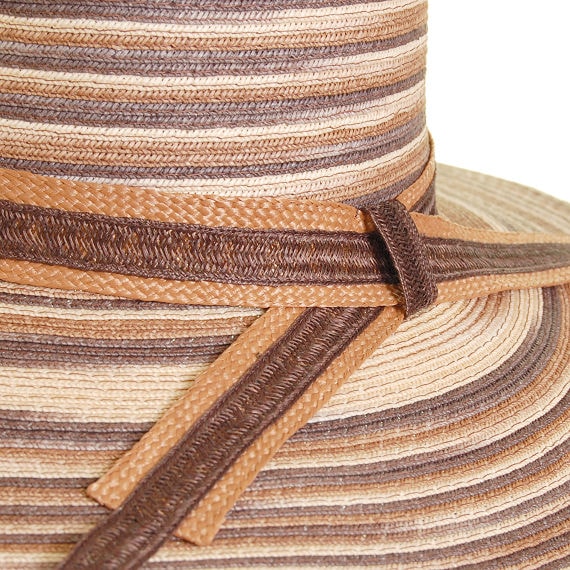 �Ĥй�˹�� - ��������ή