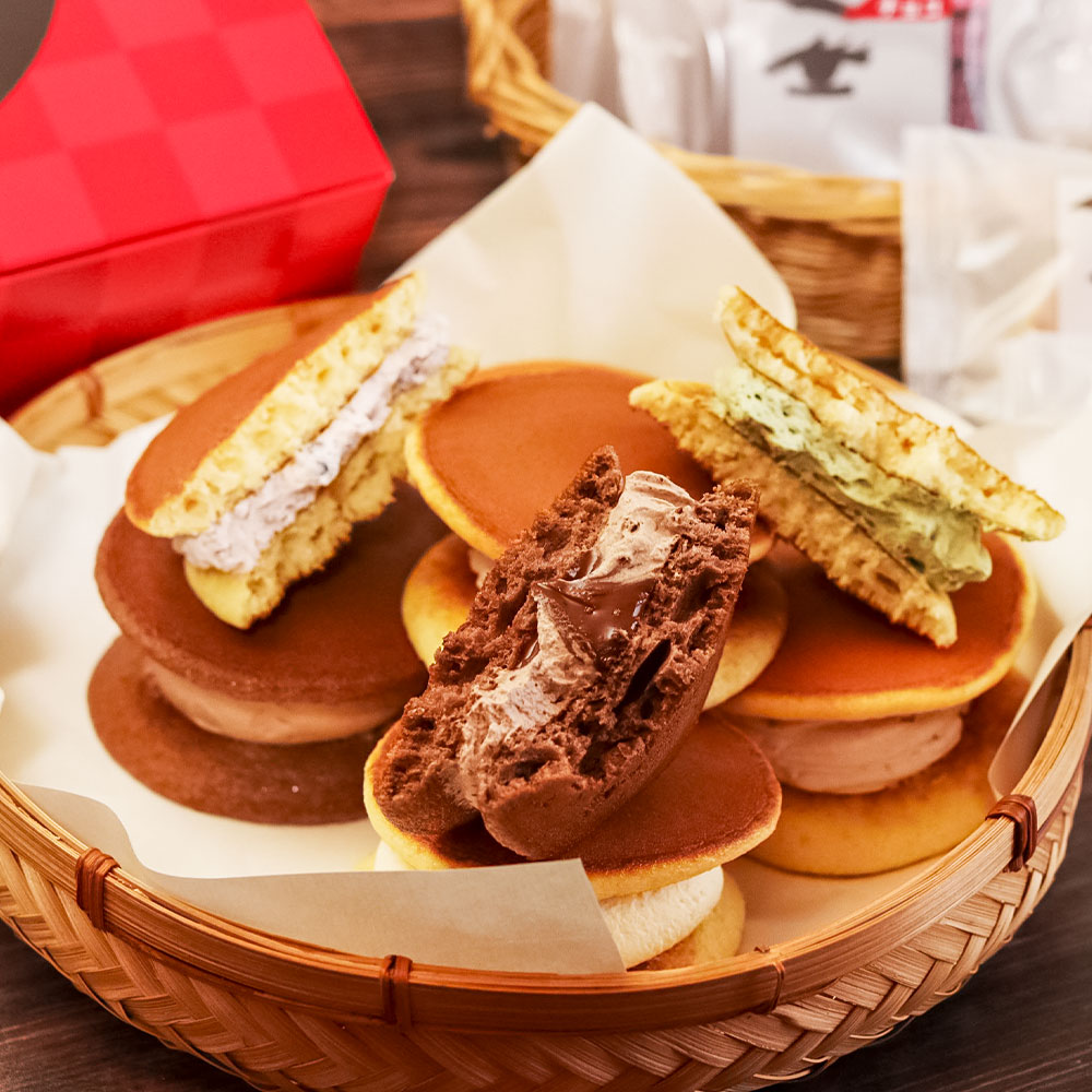 噂の生どらバラエティ10個セット