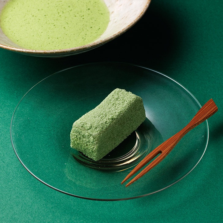 よもぎ若草 3入 | 松江の銘菓 | 御菓子司 彩雲堂